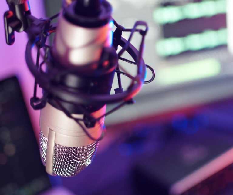 Tips for Designing a Modern and Efficient Podcast Studio